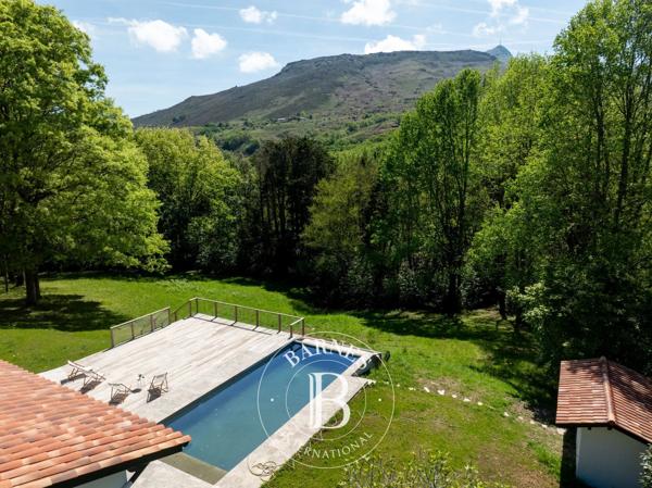 Ascain, Maison 5 Chambres -  245 m² à vendre