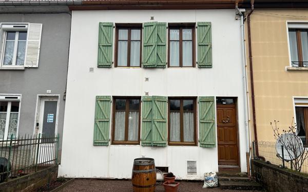 Maison à vendre    4 pièces •  Senones