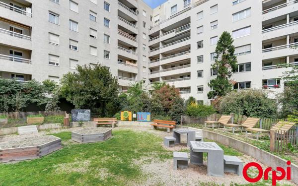 Appartement à vendre    4 pièces • 114,36 m2 Villeurbanne