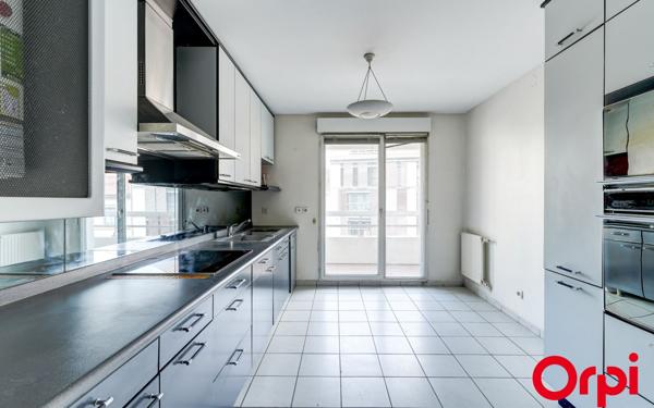 Appartement à vendre    4 pièces • 114,36 m2 Villeurbanne