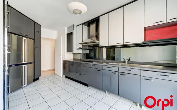 Appartement à vendre    4 pièces • 114,36 m2 Villeurbanne