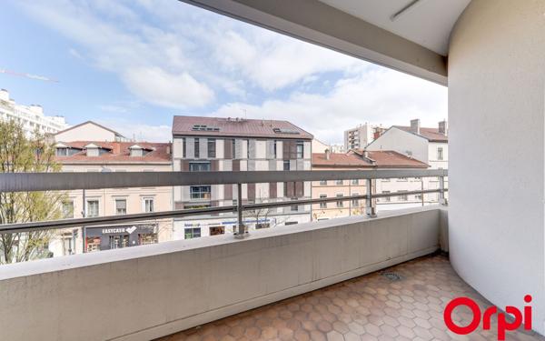 Appartement à vendre    4 pièces • 114,36 m2 Villeurbanne