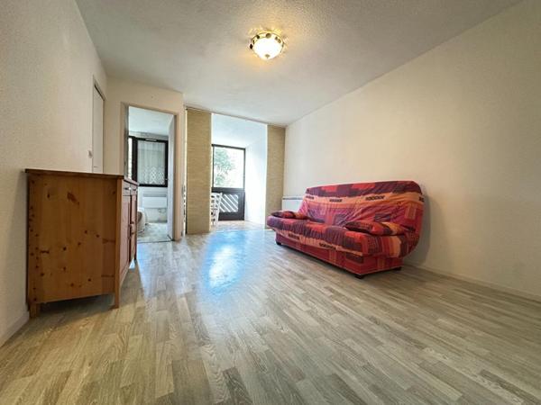 Appartement type T2 200 m Plage