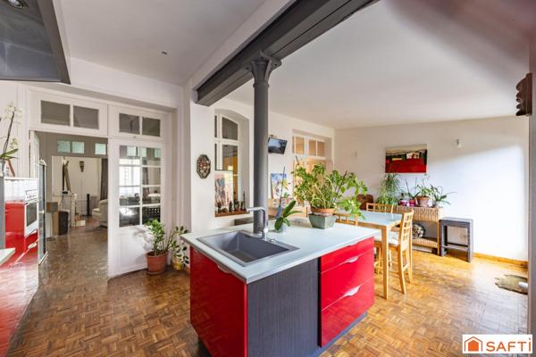 Rare en centre-ville : 173 m² habitables, DPE B, jardin et dépendance