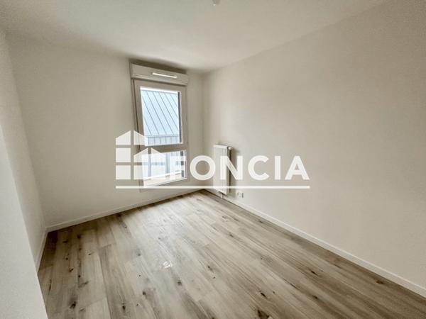 Location Appartement 3 pièces 59.67 m² - 4 RUE GUSTAVE LHOPITEAU Chartres 28000