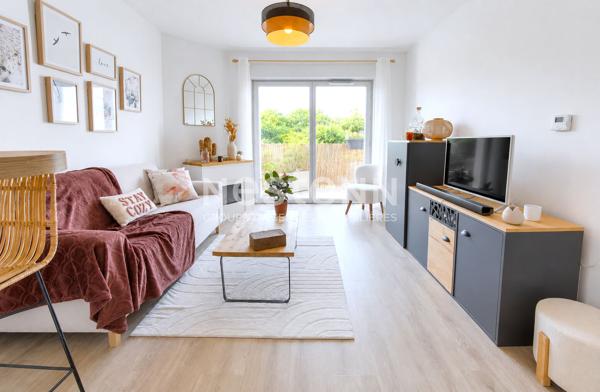 Appartement F2 en parfait état - Résidence récente avec ascenseur, balcon et parking !