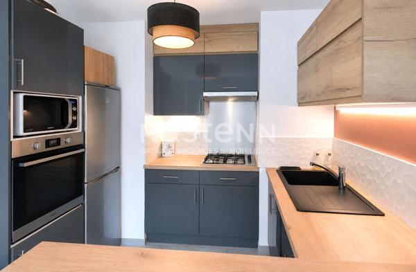 Appartement F2 en parfait état - Résidence récente avec ascenseur, balcon et parking !