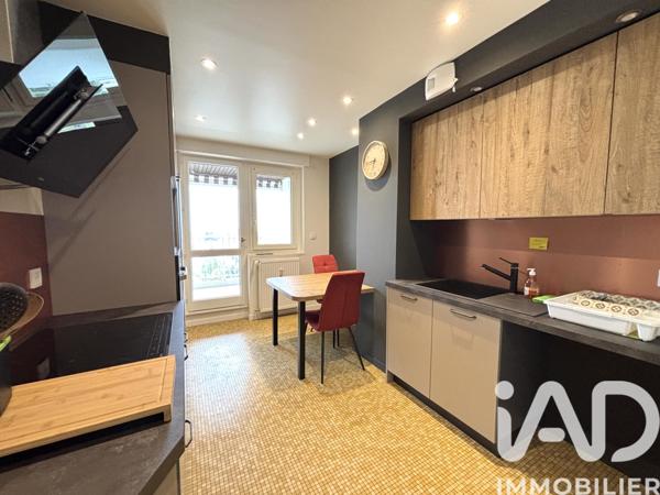 Location appartement 4 pièces 78 m² Villefranche-sur-Saône