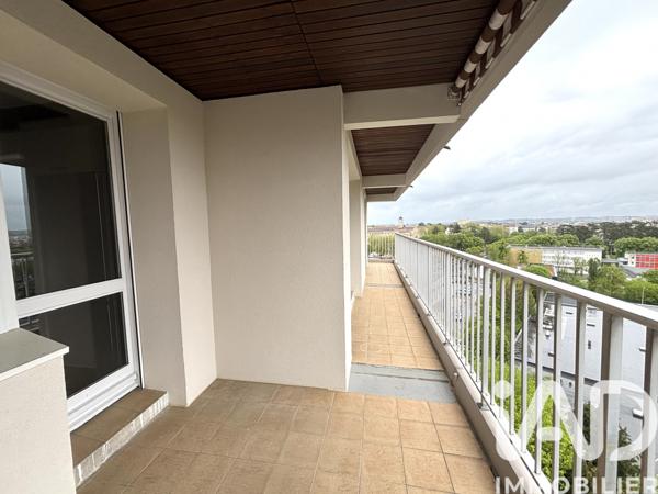 Location appartement 4 pièces 78 m² Villefranche-sur-Saône