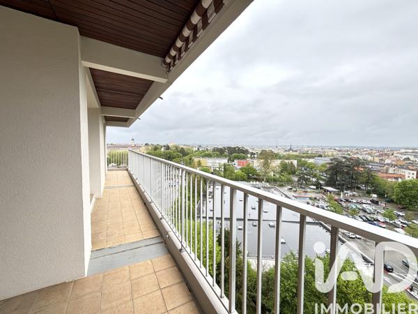 Location appartement 4 pièces 78 m² Villefranche-sur-Saône