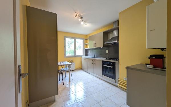 Appartement à vendre    5 pièces • 109,05 m2 Sainte-Foy-lès-Lyon