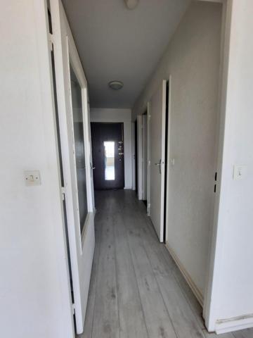 Appartement T1 proche centre ville à Dax avec parking