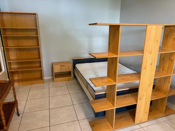 Appartement Dijon T2 environ 35m2 ,1 pièce à vivre de 23m2  rez de jardin très calme et agréable