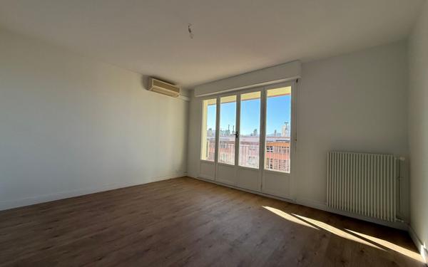 Appartement à louer    3 pièces • 57,06 m2 Marseille 9