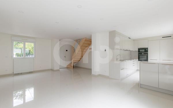 Maison à vendre    6 pièces • 107 m2 Sucy-en-Brie