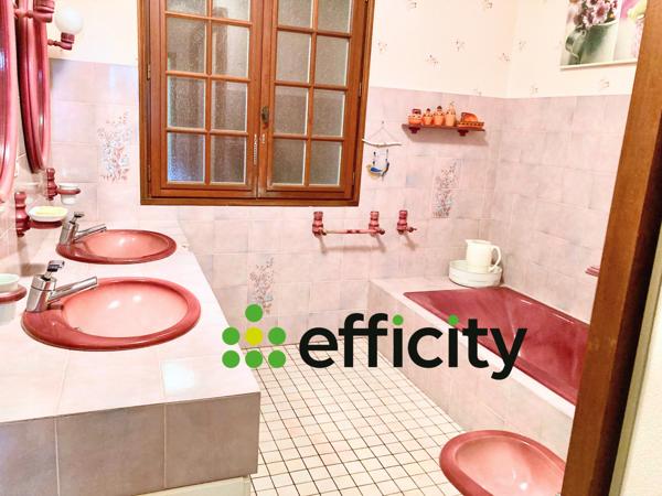 Maison 9 pièces - 215 m²