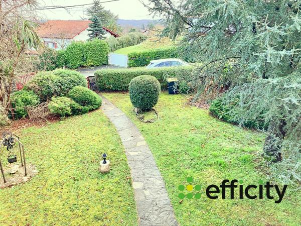 Maison 9 pièces - 215 m²