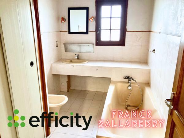 Maison 9 pièces - 215 m²