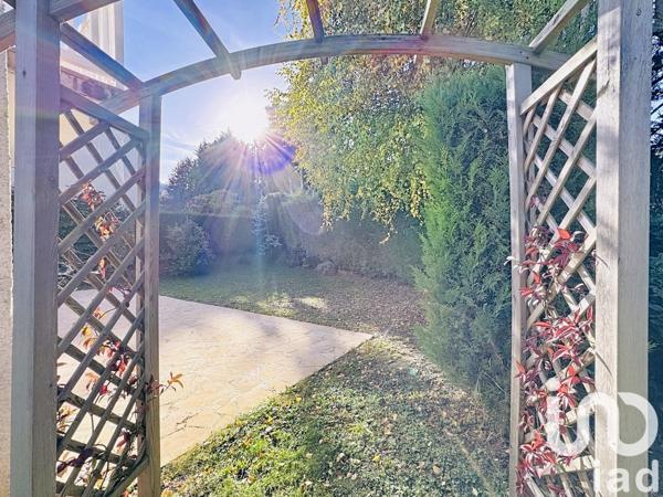 Maison à vendre 6 pièces 178 m² Chambourcy