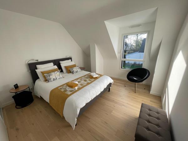 Maison à LARMOR-BADEN, 56870 - 7 pièces 178m²