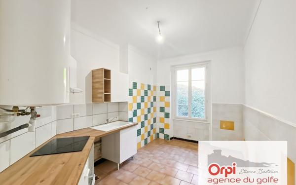 Appartement à louer    3 pièces •  Ajaccio