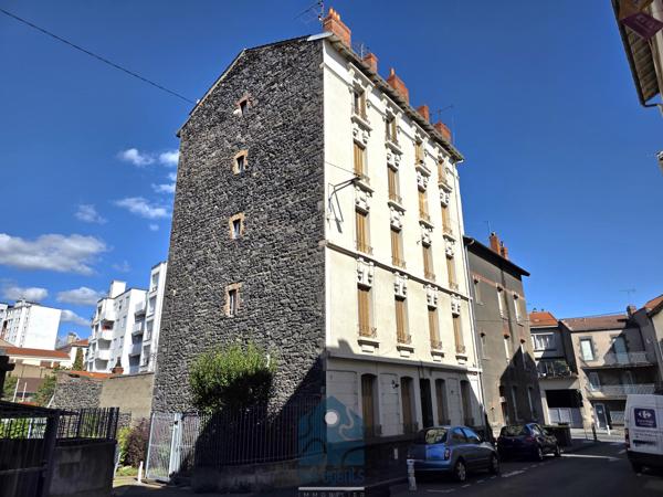 Appartement deux pièces avec cave