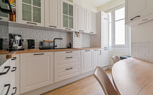 Appartement à vendre    4 pièces • 95,16 m2 Paris 12