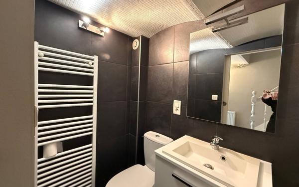Appartement à vendre    3 pièces • 61,69 m2 Tours