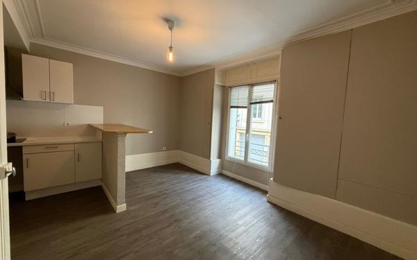 Appartement à vendre    3 pièces • 61,69 m2 Tours