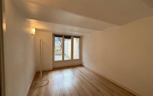 Appartement à vendre    3 pièces • 61,69 m2 Tours