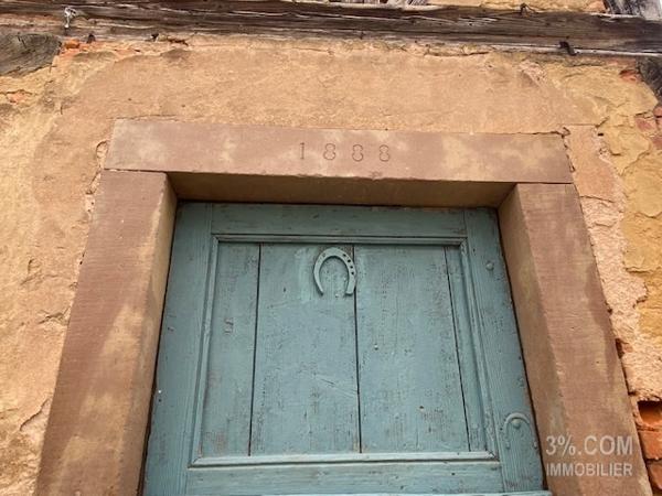 3%.COM Corps de ferme à rénover sur terrain de 5.50 ares Alteckendorf (67270)