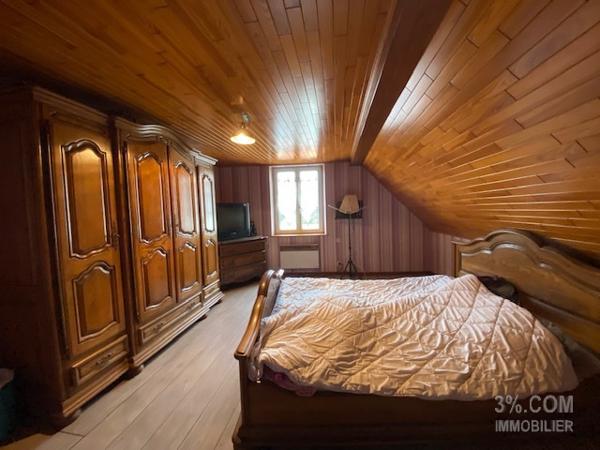 3%.COM Corps de ferme à rénover sur terrain de 5.50 ares Alteckendorf (67270)