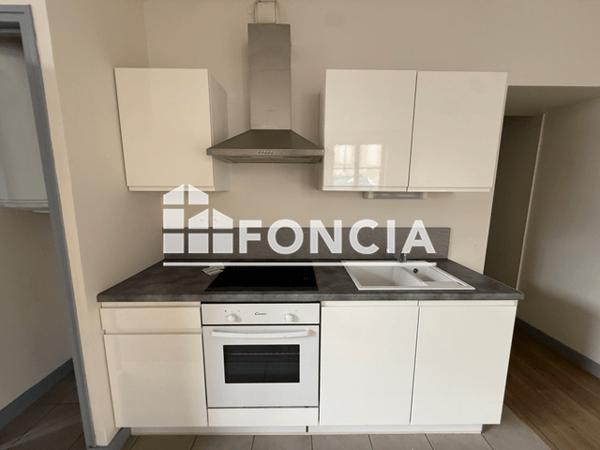 Location Appartement 2 pièces 51.4 m² - 6 RAMPE DES CAPUCINS Sedan 08200