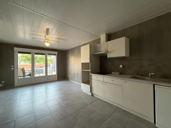 Maison à vendre 5 pièces, 820m² de terrain piscine SAINT MARTIN DE VALGALGUES (30)