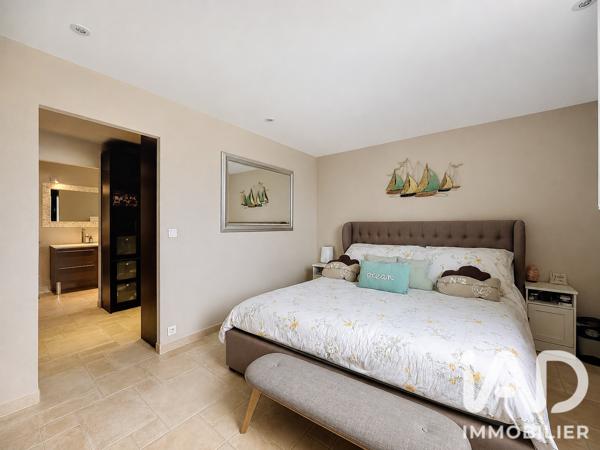 Maison à vendre 7 pièces 193 m² Le Rouret