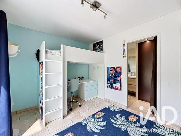 Maison à vendre 7 pièces 193 m² Le Rouret