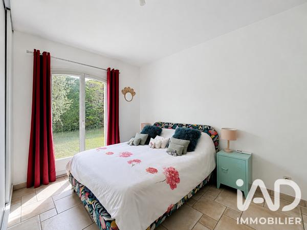 Maison à vendre 7 pièces 193 m² Le Rouret