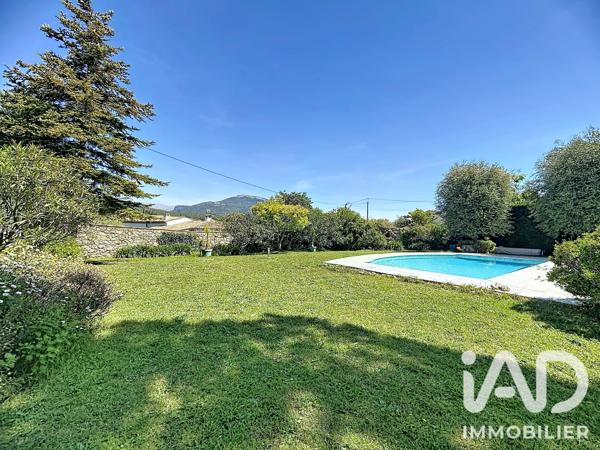 Maison à vendre 7 pièces 193 m² Le Rouret