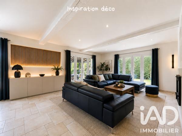 Maison à vendre 7 pièces 193 m² Le Rouret