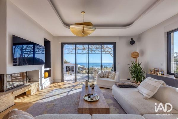 Maison à vendre 5 pièces 198 m² Vallauris
