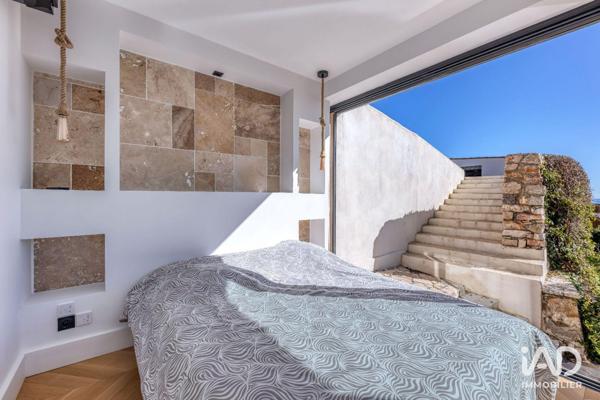 Maison à vendre 5 pièces 198 m² Vallauris