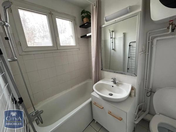 Appartement à louer 1 pièce 32m²