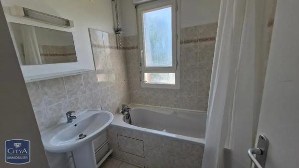 Appartement à louer 2 pièces 44.85m² Fontaine-la-Mallet (76290)