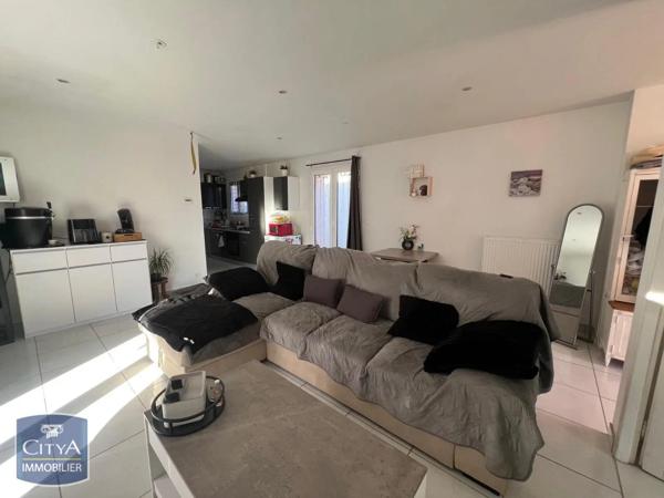 Maison à louer 4 pièces 74.75m² Issoire (63500)