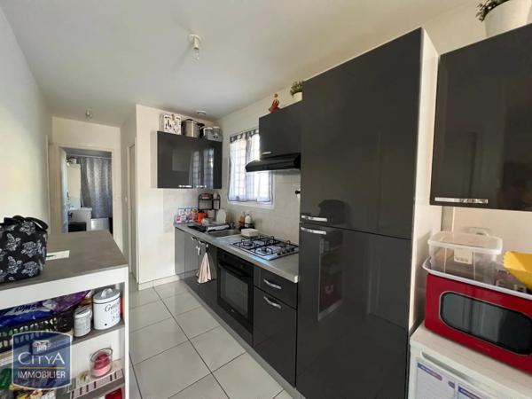 Maison à louer 4 pièces 74.75m² Issoire (63500)