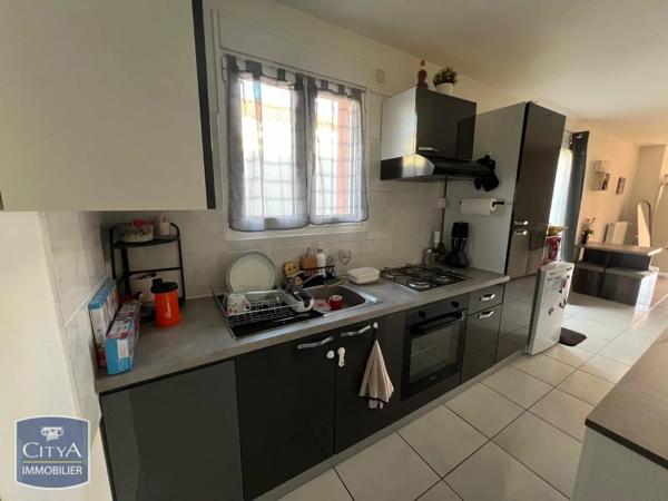 Maison à louer 4 pièces 74.75m² Issoire (63500)