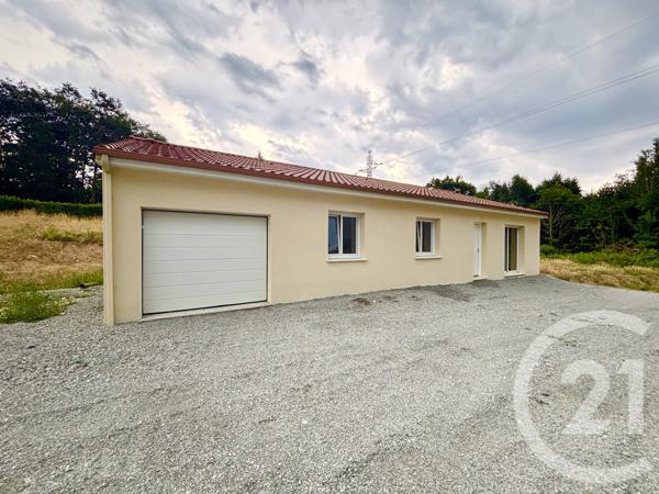 Maison à vendre  4 pièces - 118,84 m 2   PEYRILHAC  - 87