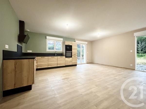 Maison à vendre  4 pièces - 118,84 m 2   PEYRILHAC  - 87