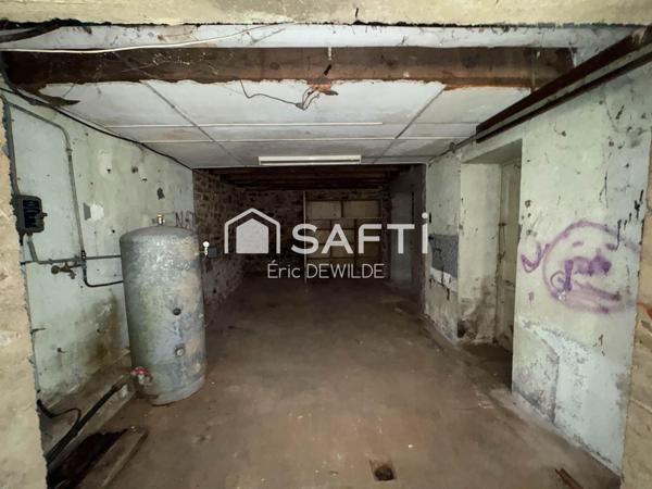 À rénover : grande maison au calme avec potentiel