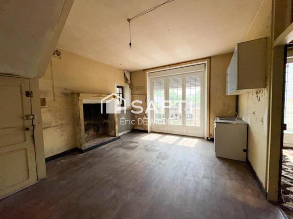 À rénover : grande maison au calme avec potentiel